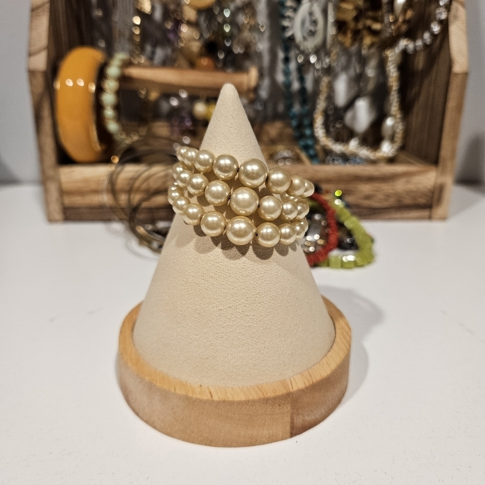 Vintage Classic Cream Pearl Bracelet Triple Strand Adjustable Women's Jewelry
